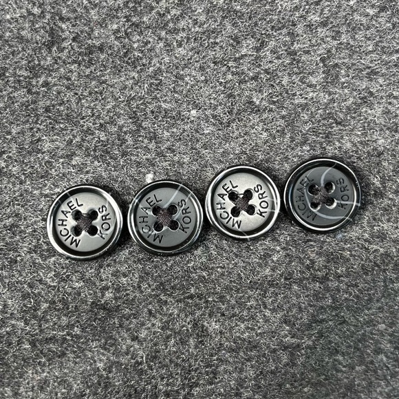 MICHAEL KORS WOOL & CASHMERE GRAY MID-LENGTH Grey COAT SIZE 38R, satin lined - Picture 3 of 7